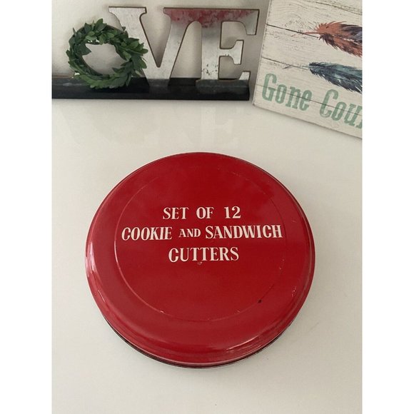 Cookie and‎ Sandwich Cutters Set of 12  In Box Japan Metal Vintage Collectibles - Picture 2 of 13